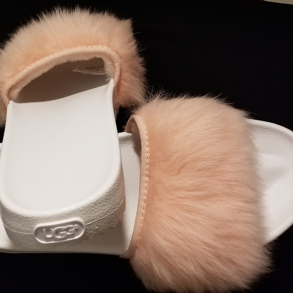 New UGG Royale Genuine Dyed Lamb Fur Slide Sandal